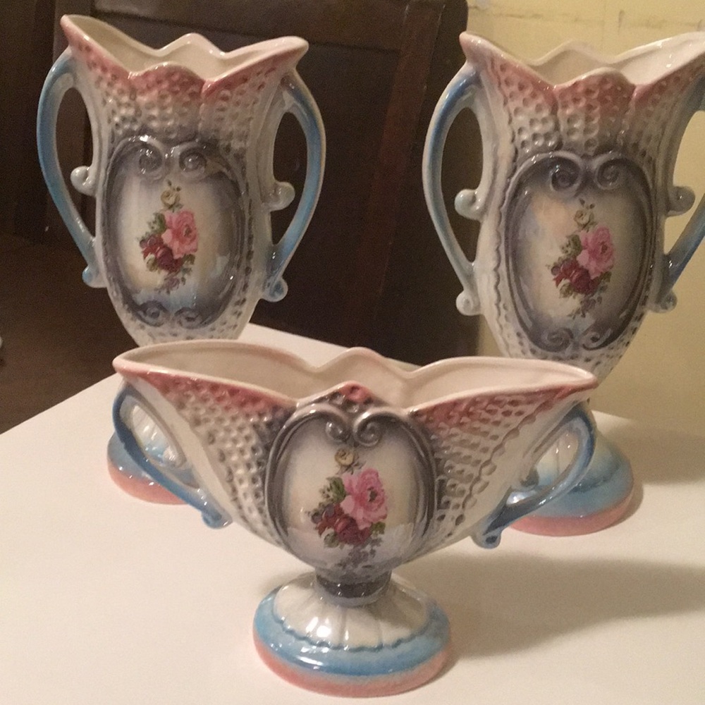 Rare Taiwan floral double handled vases